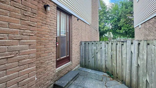 Additional image 33 of 255 Port Royal Tr