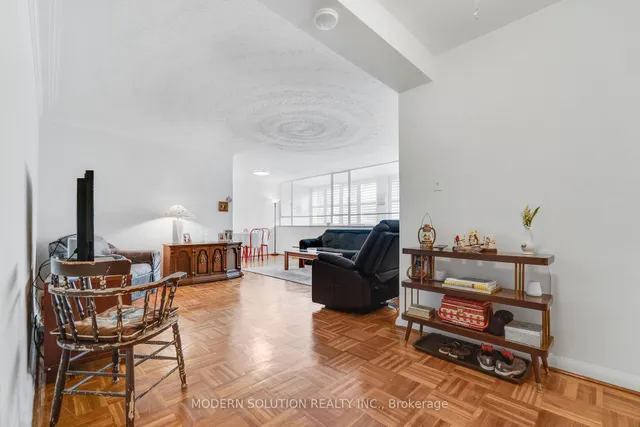 Additional image 5 of 8 Kinsdale Blvd Unit 1