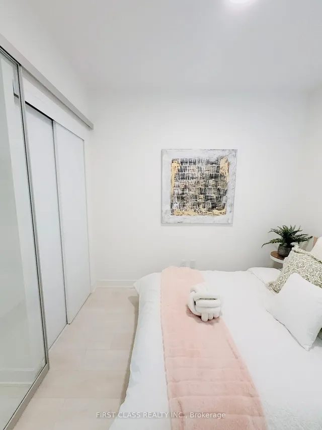 Additional image 28 of 15 Mercer St Unit 806