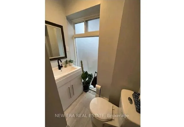 Additional image 15 of 48 Carr St