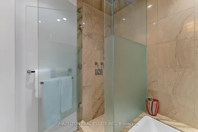 Additional image 26 of 55 Scollard St Unit 1003