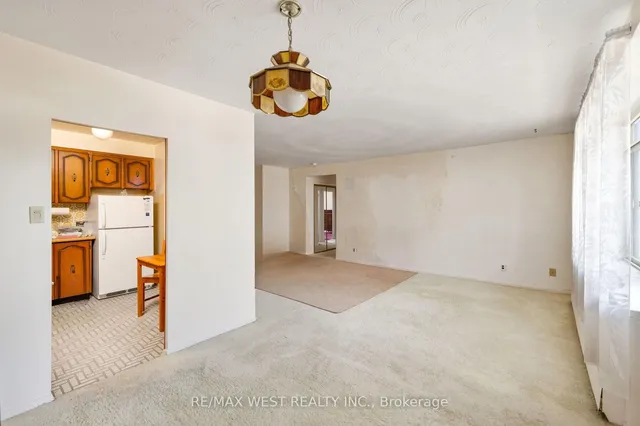 Additional image 11 of 825 Kennedy Rd Unit 303