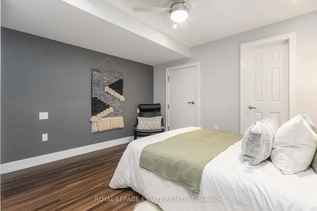 Additional image 31 of 1008 Woodbine Ave