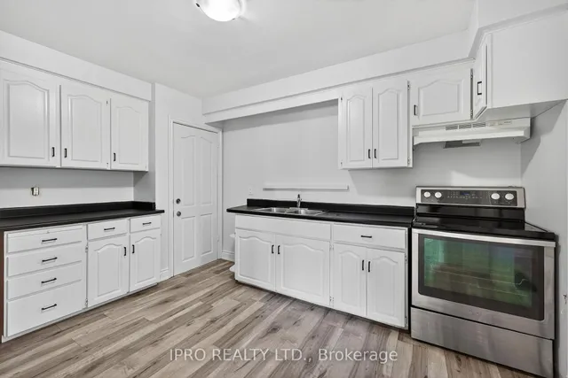 Additional image 12 of 34 Knox Ave