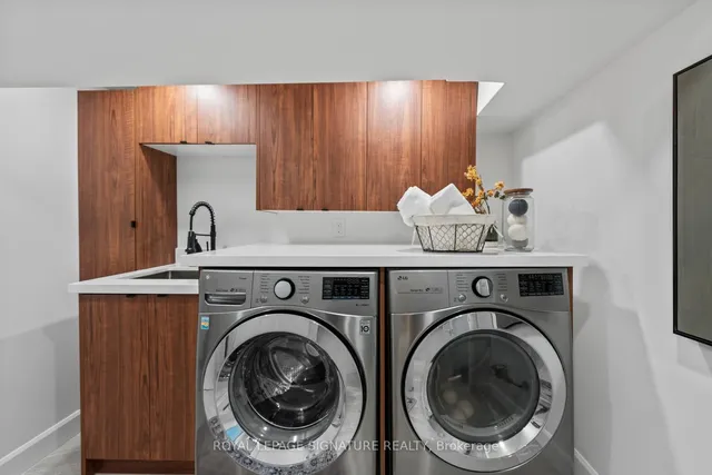 Additional image 41 of 174 Gowan Ave