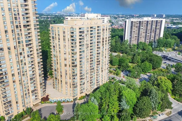 Additional image 3 of 1 Concorde Pl Unit 405