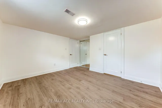 Additional image 27 of 16 Yorkshire Rd