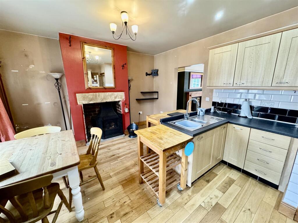 Additional image 5 of Haincliffe Place, Keighley, BD21 5BT
