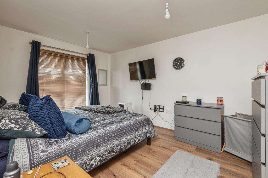 Additional image 6 of Spinners Avenue, Cleckheaton, BD19