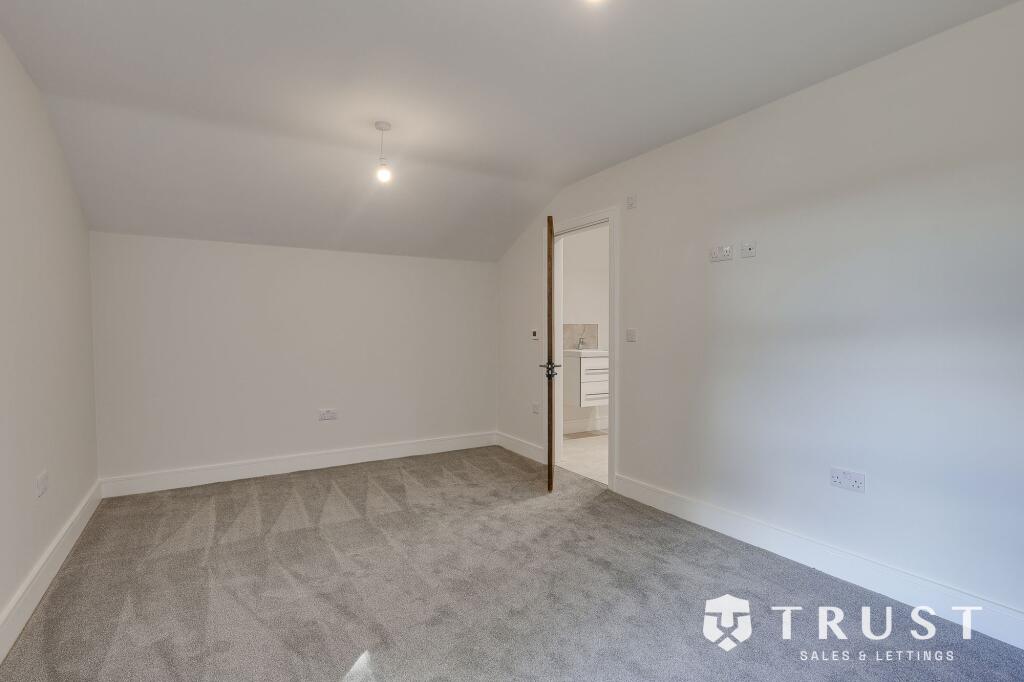 Additional image 32 of West Lane, Gomersal, BD19