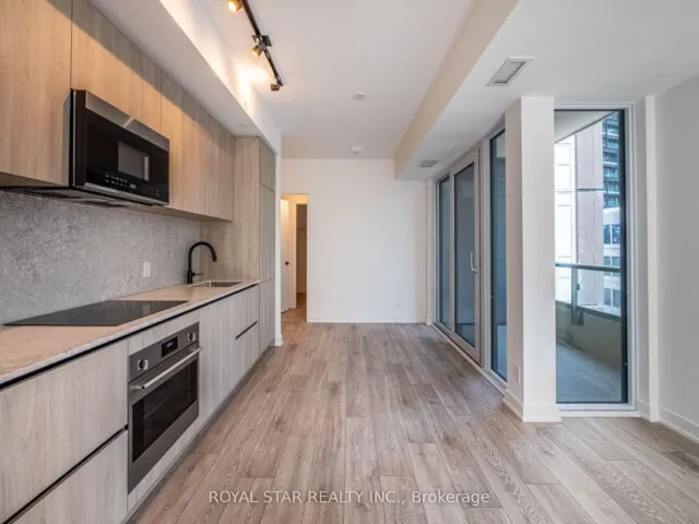 Additional image 10 of 108 Peter St Unit 1007
