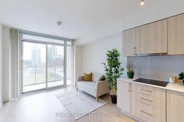 Additional image 4 of 27 Bathurst St Unit 703W