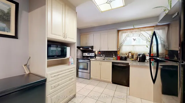 Additional image 12 of 765 Morrish Rd