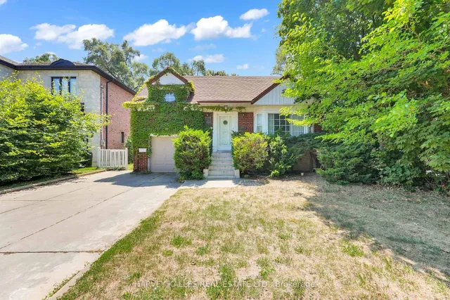 547 Douglas Ave