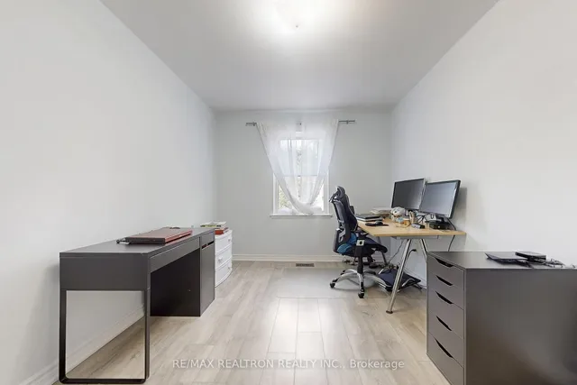 Additional image 21 of 15 Esterbrooke Ave Unit 131