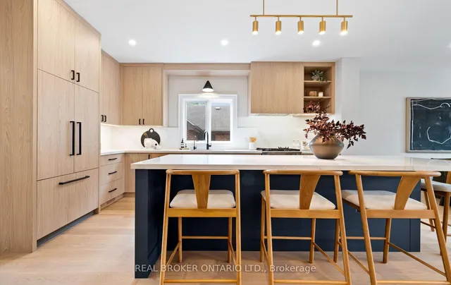 Additional image 27 of 94 Prince Edward Dr