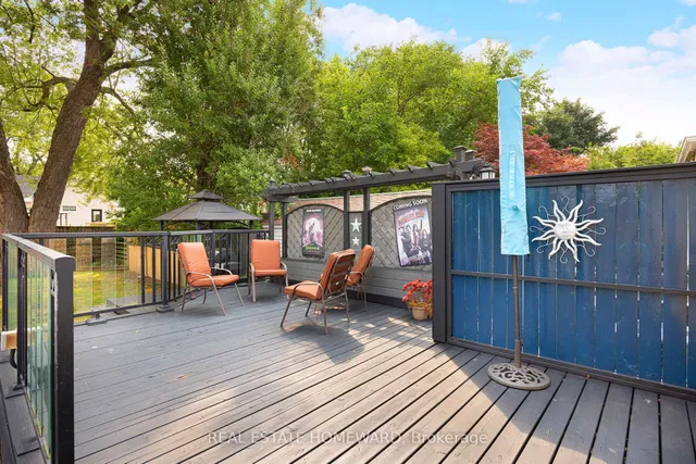 Additional image 35 of 121 Sandown Ave