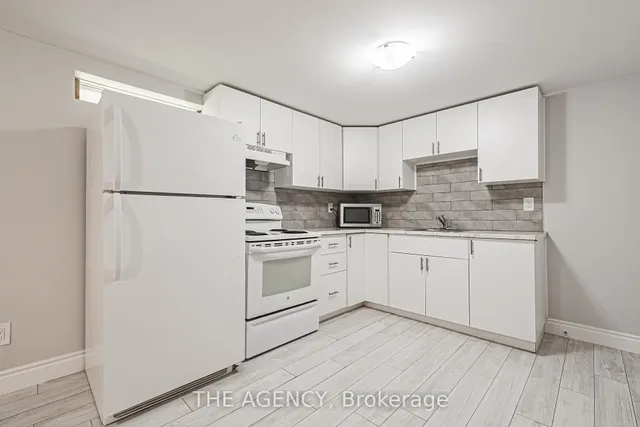 Additional image 16 of 137 Pepperwood Cres