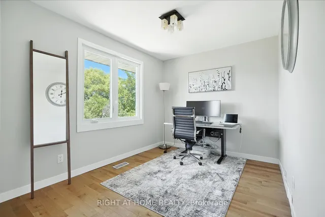 Additional image 21 of 142 Sloane Ave