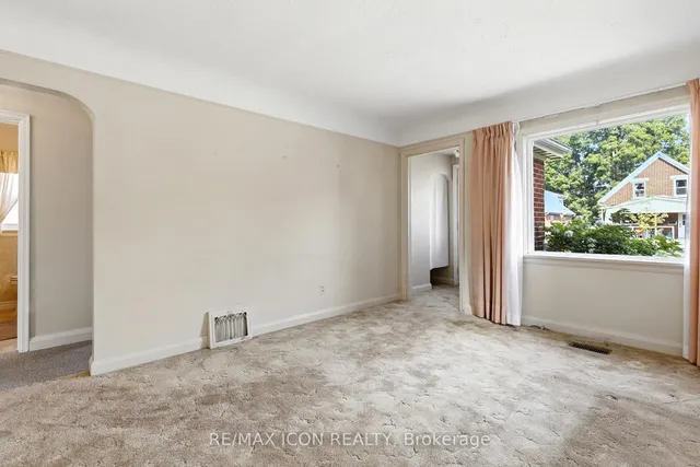 Additional image 8 of 35 Grenville Ave