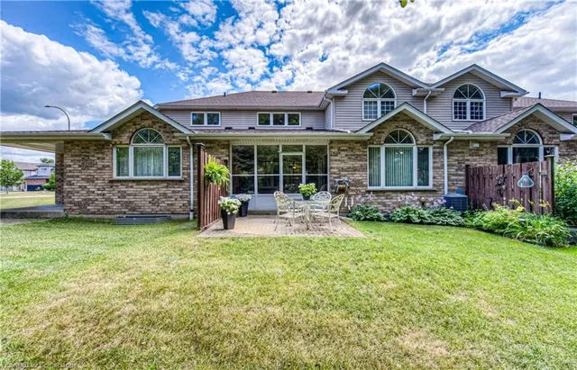 Additional image 44 of 85 Candle Cres