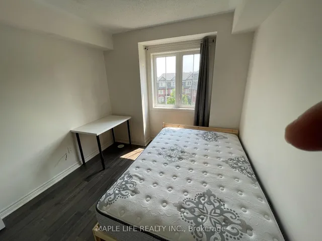 Additional image 14 of 12 EATON PARK Lane Unit 8