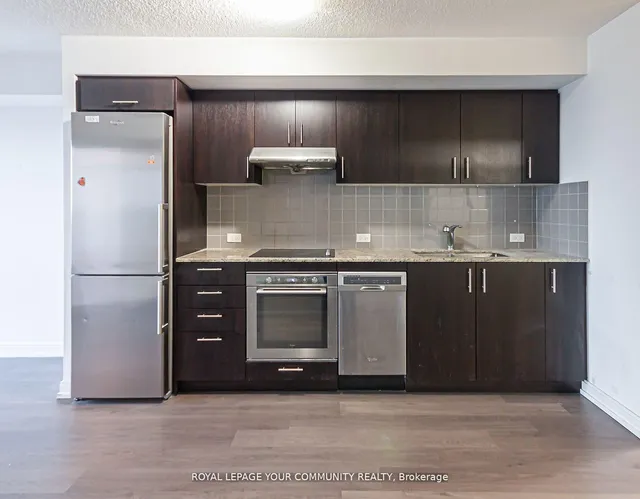 Additional image 21 of 255 Village Green Sq Unit 1310