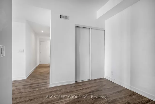 Additional image 18 of 20 Edward St Unit 1419