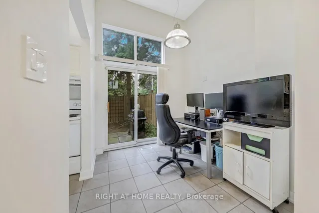 Additional image 8 of 129 Jenny Wren Way