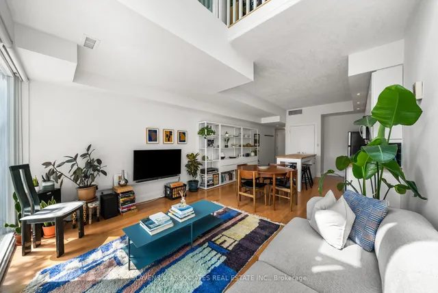 Additional image 6 of 1636 Dundas St Unit 8