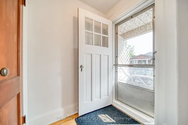 Additional image 8 of 48-50 Scarboro Beach Blvd