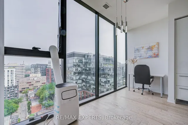 Additional image 21 of 629 King St Unit 1418