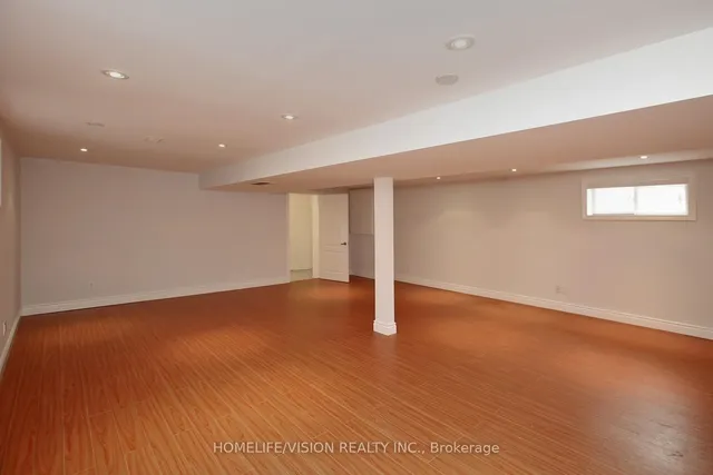 Additional image 25 of 64 Orangewood Cres