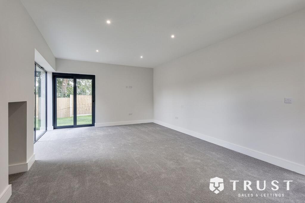 Additional image 21 of West Lane, Gomersal, BD19