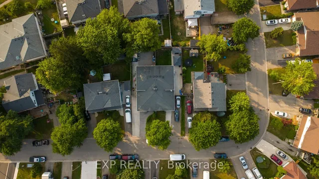 Additional image 42 of 430 Bankside Cres