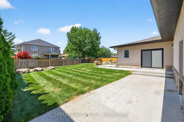 Additional image 43 of 34 Knox Ave