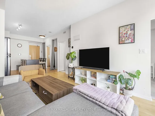 Additional image 7 of 65 Bremner Blvd Unit 2109