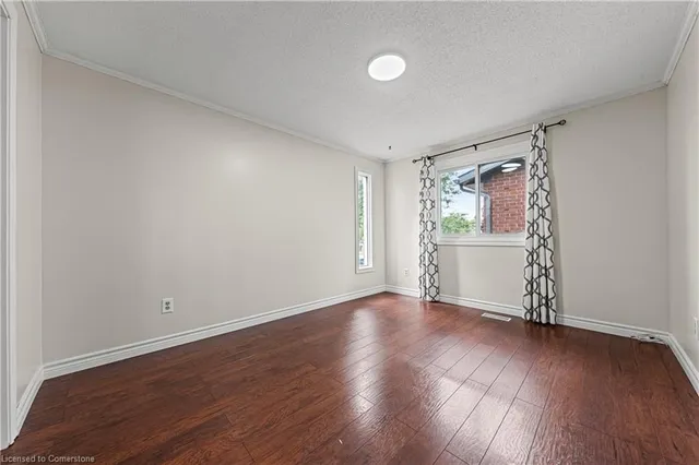 Additional image 10 of 154 Covington Cres