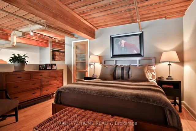 Additional image 14 of 993 Queen St Unit 310