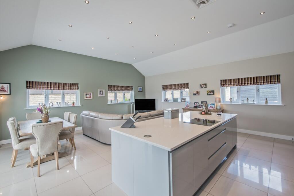 Additional image 7 of Latham Lane, Gomersal, Cleckheaton, West Yorkshire, BD19