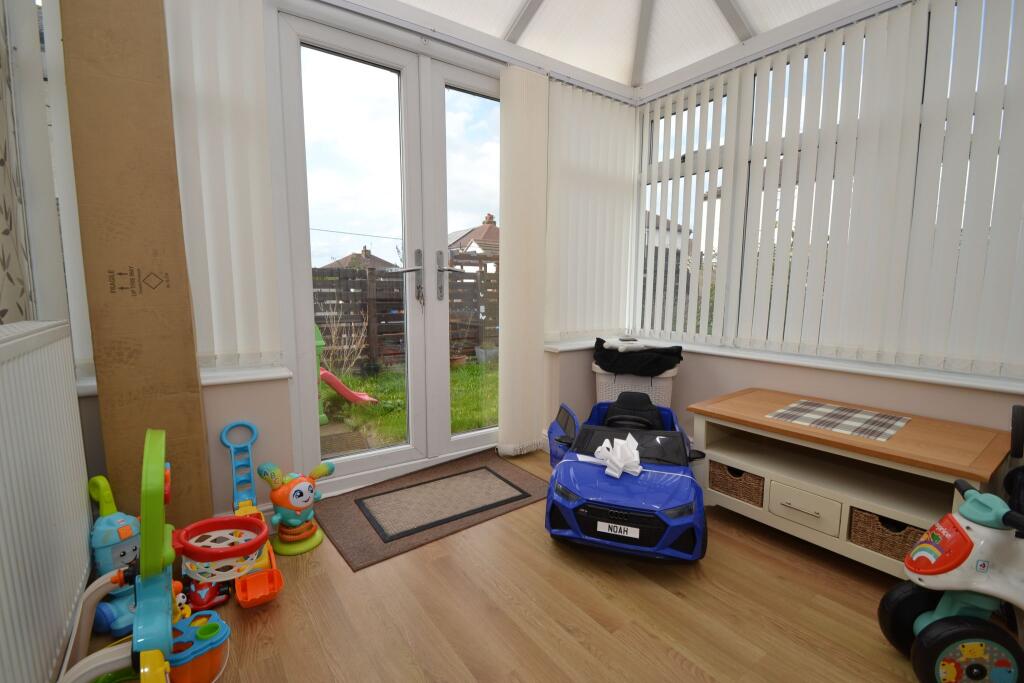 Additional image 7 of Glenside Avenue, Windhill,