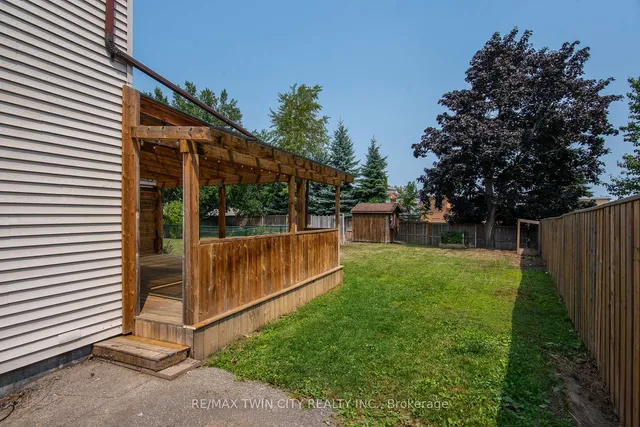 Additional image 9 of 23 Roberts Cres