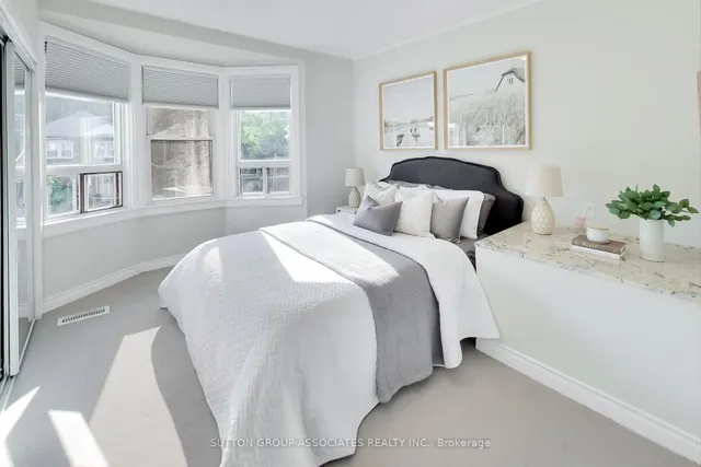 Additional image 17 of 177 Humewood Dr