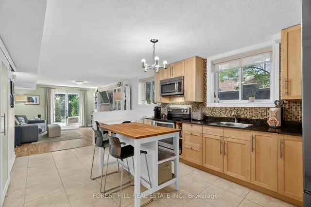 Additional image 28 of 27 Hickorynut Dr