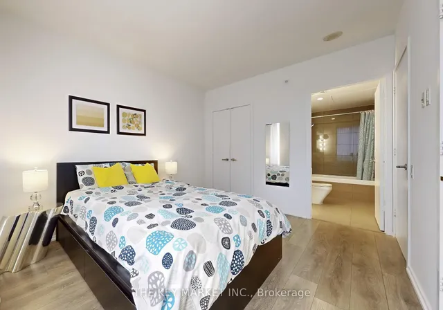 Additional image 23 of 45 Charles St Unit 511