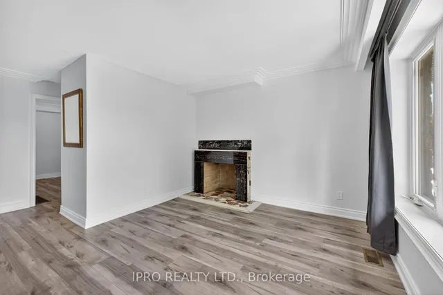 Additional image 8 of 34 Knox Ave