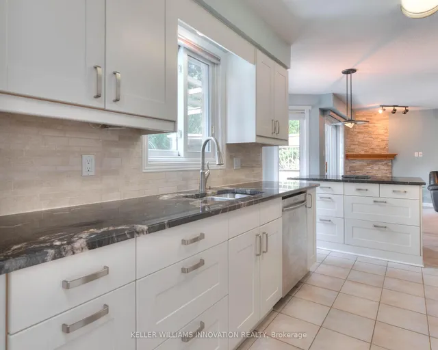 Additional image 7 of 23 Tami Crt