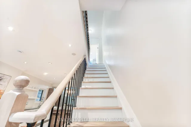 Additional image 15 of 56 Cloverdale Rd