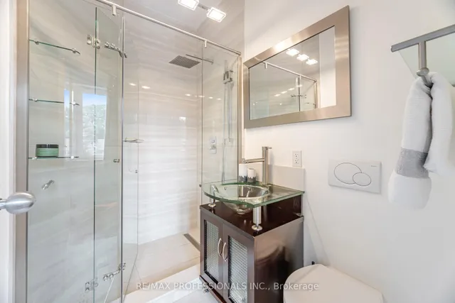 Additional image 33 of 2 The Keanegate