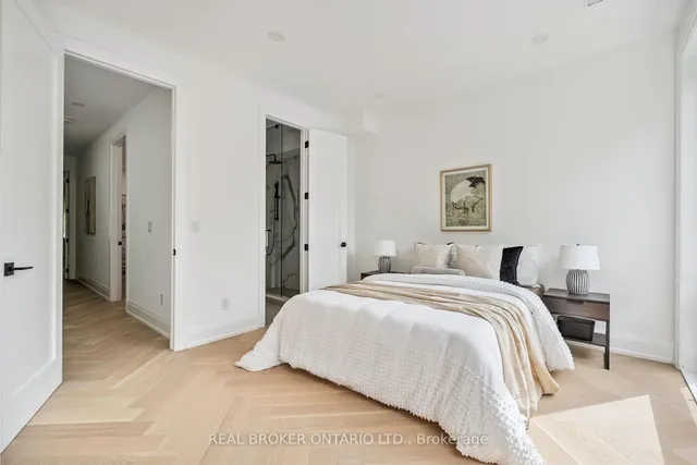 Additional image 13 of 98 Hogarth Ave